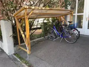 Hochwertiger Velounterstand nach Mass